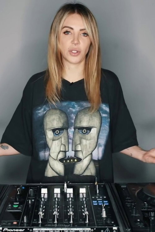 How To DJ For Beginners poster