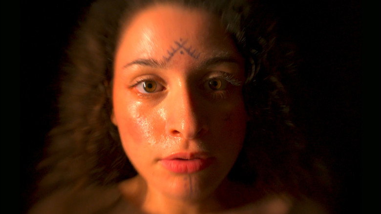La mujer de los nudos (The Woman of the Knots) still 2