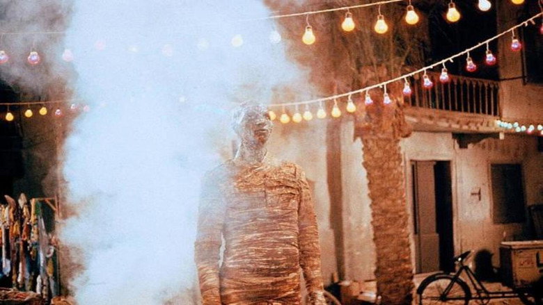 Dawn of the Mummy still 3