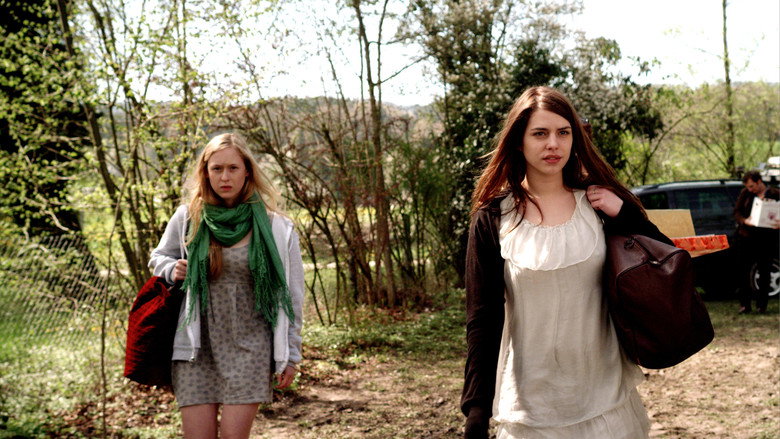 Zoe & Julie: Hidden Marks still 1