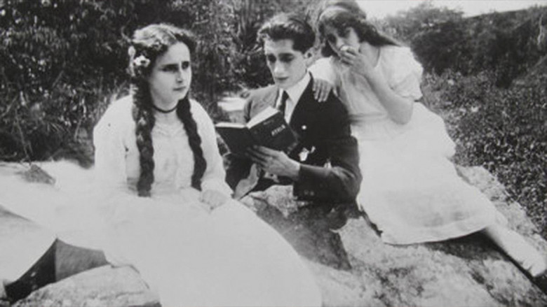 María still 2