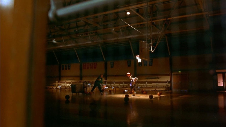 Air Bud still 8