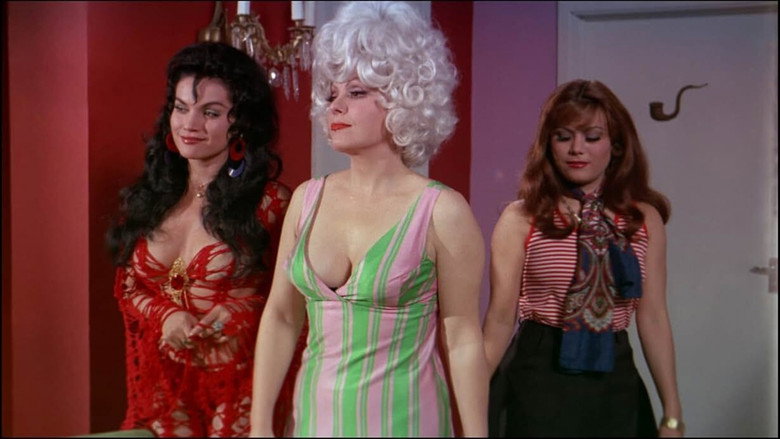 Bellas De Noche still 3