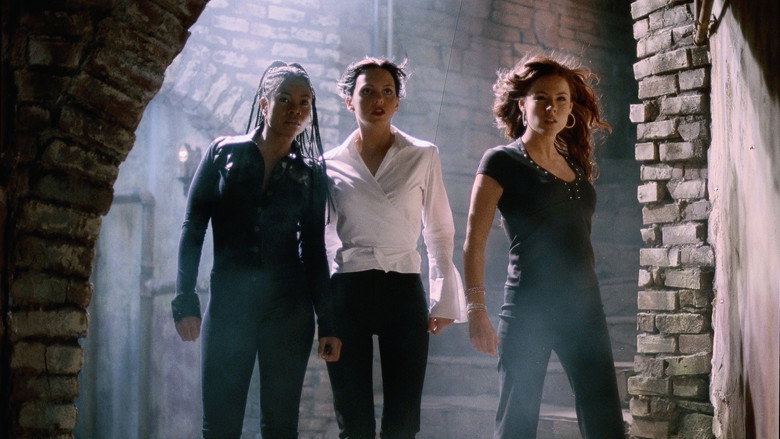 Scary Movie 2 still 4