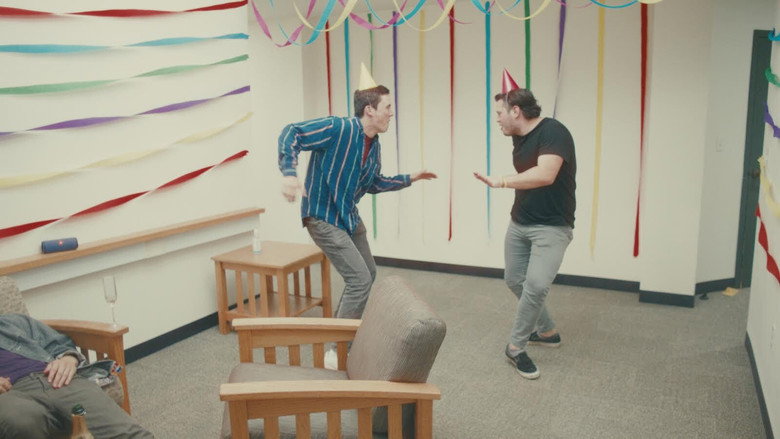 Hoop Snake still 1