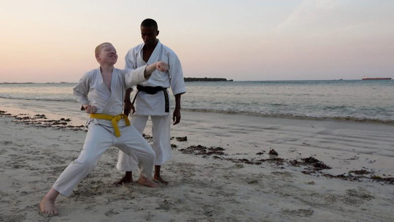 Black Samurai still 1