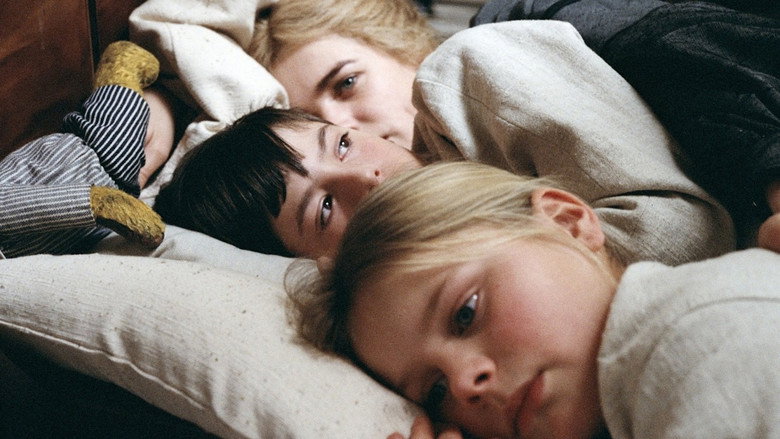 Fanny and Alexander still 2