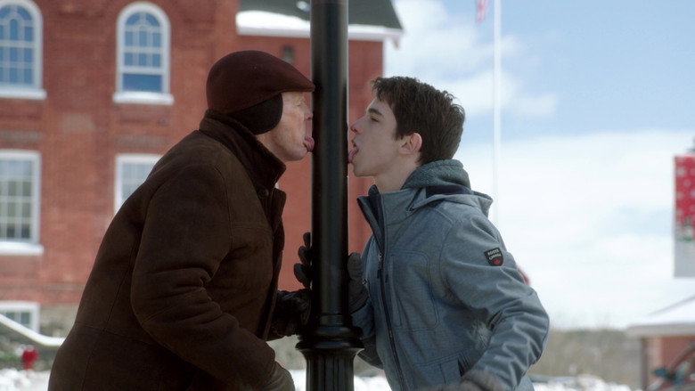 Pete's Christmas still 7