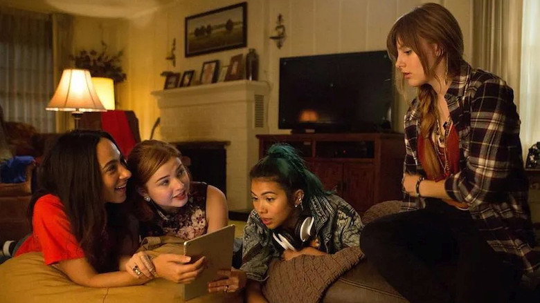 Jem and the Holograms still 6