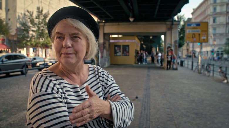 Uferfrauen - Lesbian Life and Love in the GDR still 7