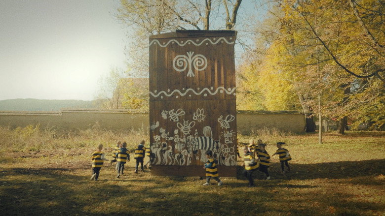 King Bee still 6