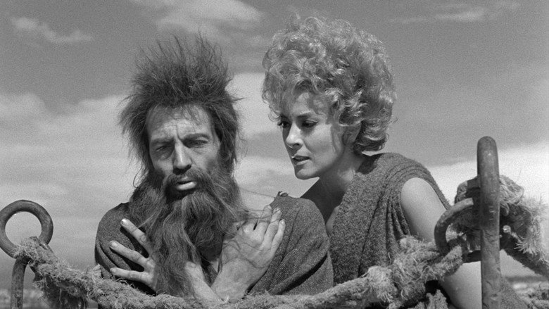 Simon of the Desert still 4