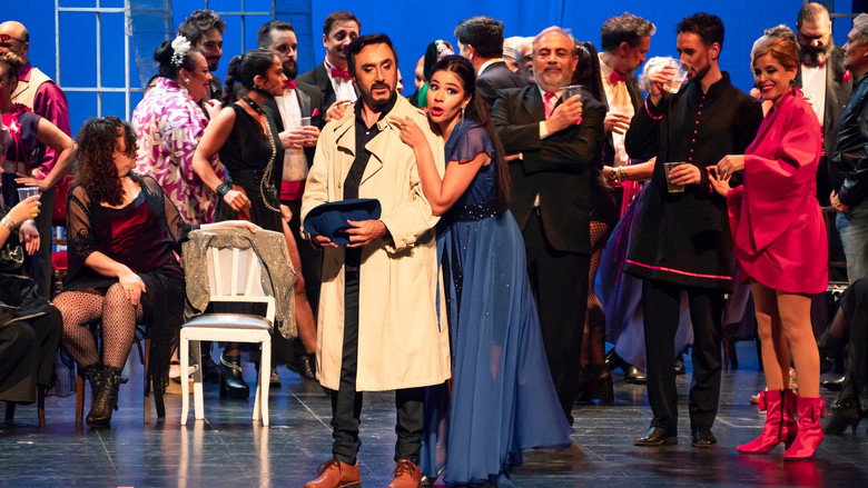 La Traviata performed at Teatro del Libertador still 1