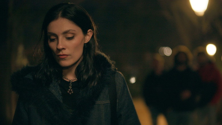 Sola y borracha still 1