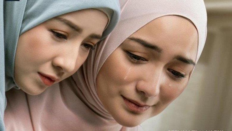 The Miracle of a Woman's Tears still 1