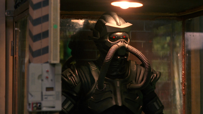 Mandroid still 3