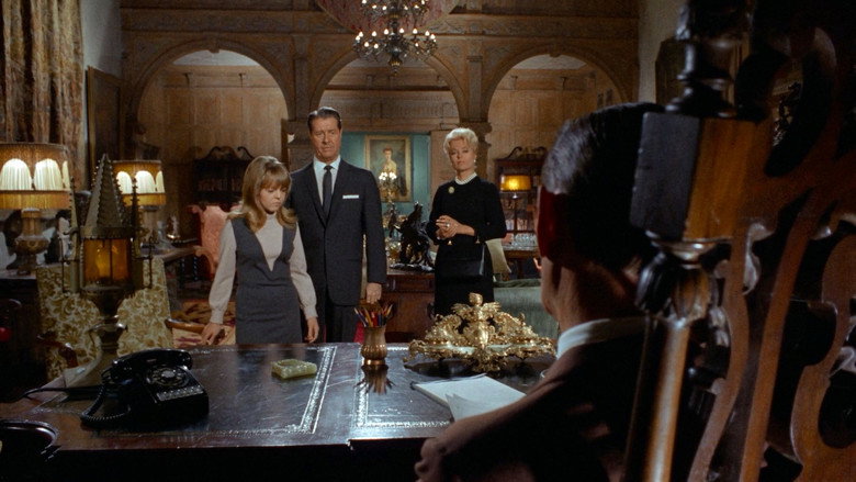 Picture Mommy Dead still 4
