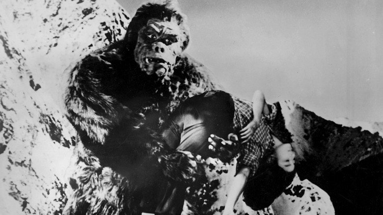 Beast Man Snow Man still 2
