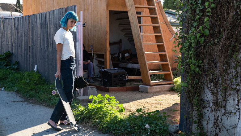 Lizzie still 1