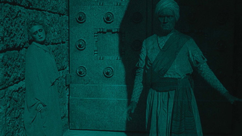 The Indian Tomb, Part I: The Mission of the Yoghi still 3