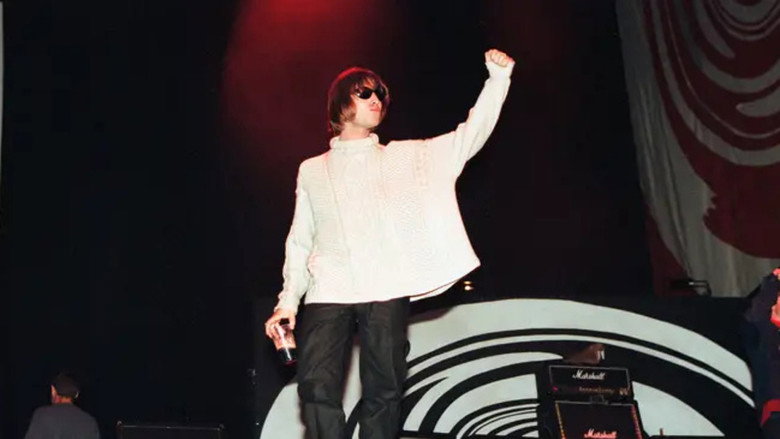 Oasis: Second Night Live at Knebworth Park still 4