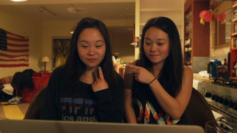 Twinsters still 6