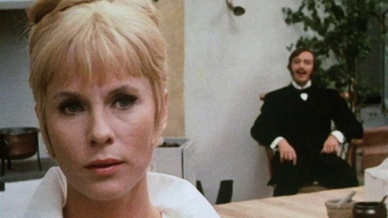 Miss Julie still 1