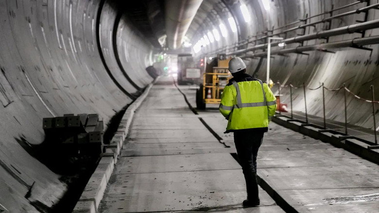 Lyon-Turin : Le Dernier Tunnel XXL still 1