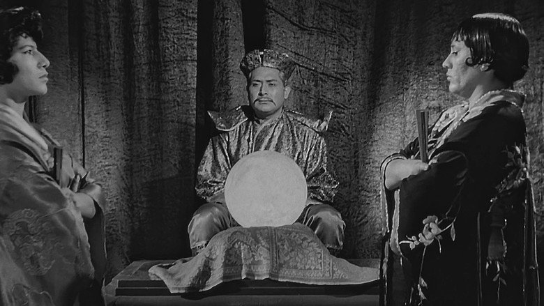 Wrestling Women vs. the Aztec Mummy still 3