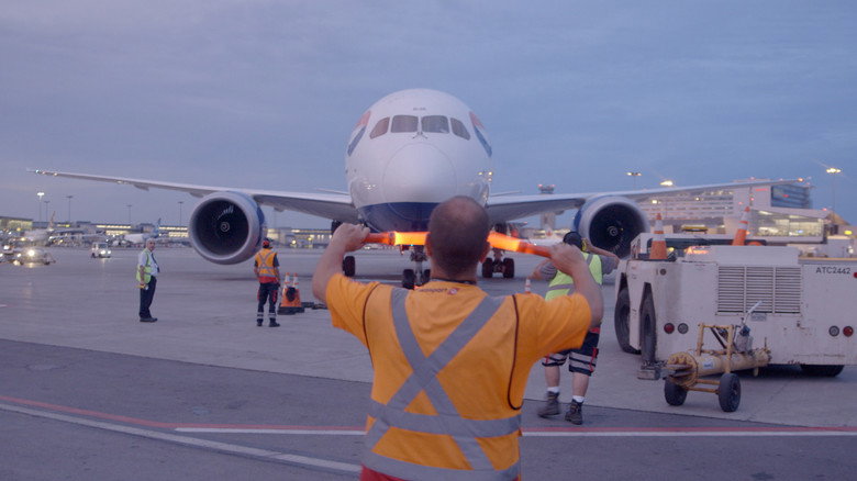 YUL : la vie à l’aéroport still 4