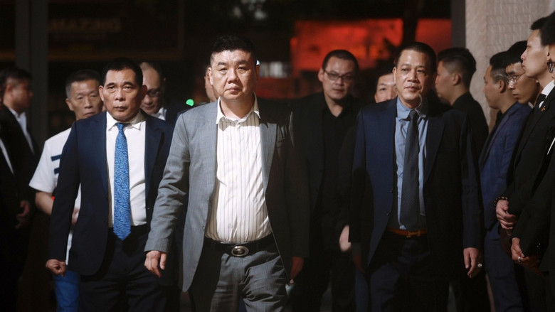 Triads: The Chinese Mafia Conquering the World still 8
