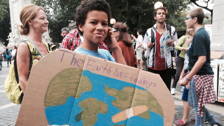 Happening: A Clean Energy Revolution still 7