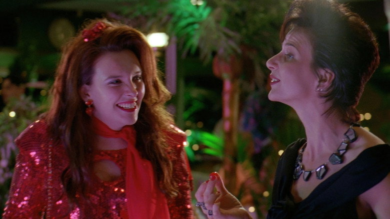 Muriel's Wedding still 3