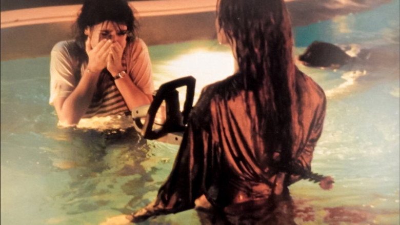 The Kiss still 2