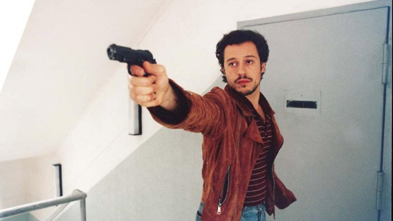 Outlaw! still 3