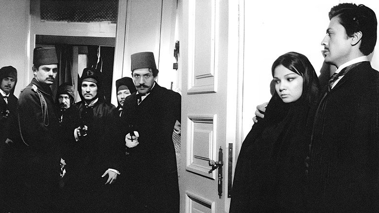 Four Women in the Harem still 6