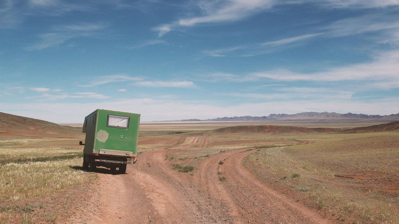 In 927km Right: Part 1 — On the Other Side of the TV still 1