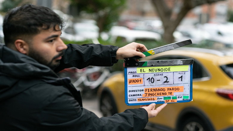 El Neunoide still 5