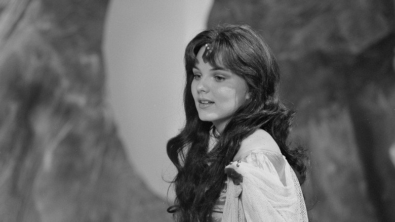 Černovláska still 2