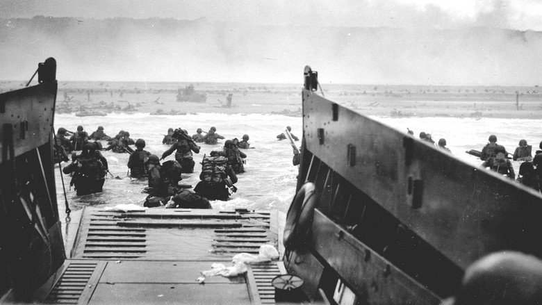 The World at War still 5