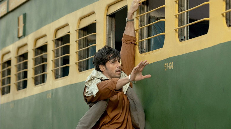 Mission Majnu still 6