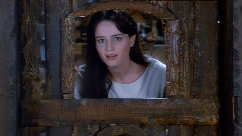 Snow White still 4