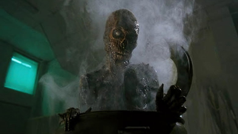 Return of the Living Dead: Rave to the Grave still 4