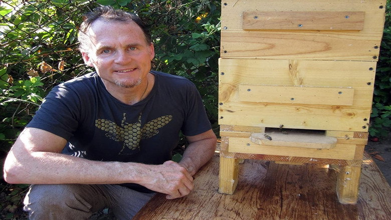Queen of the Sun: What Are the Bees Telling Us?‎ still 1
