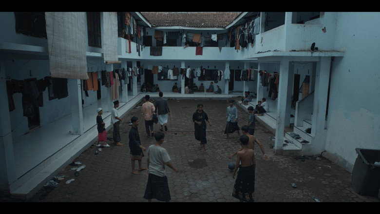 Wahyu still 1