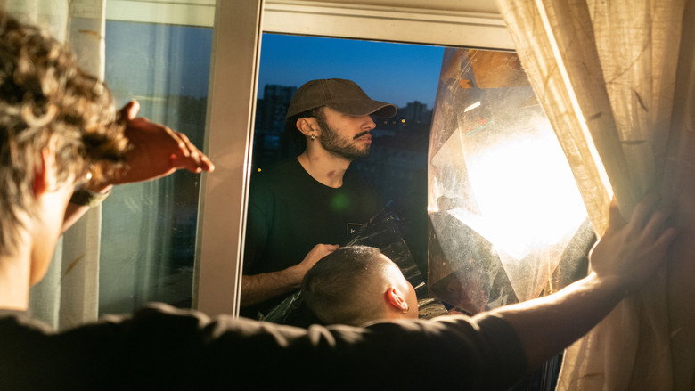 El Neunoide still 1