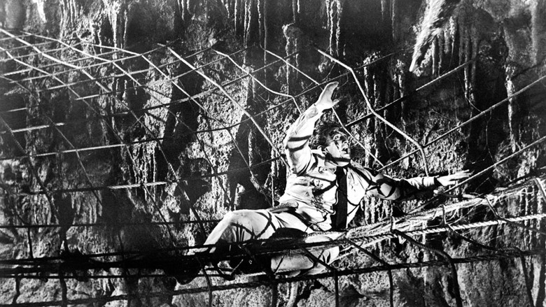 Earth vs. the Spider still 8