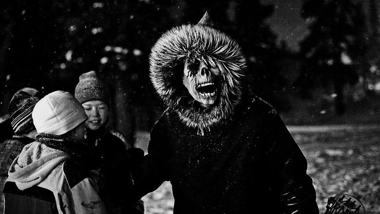 Nalujuk Night still 1