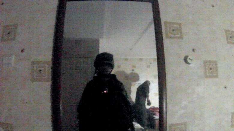 War Note still 7
