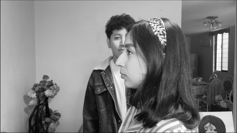 La Corona de Espinas still 4